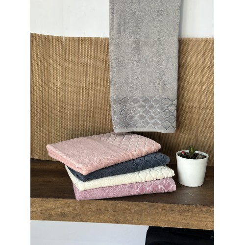 90*150 KISMİ KADİFE BADEM DESEN BANYO HAVLUSU
